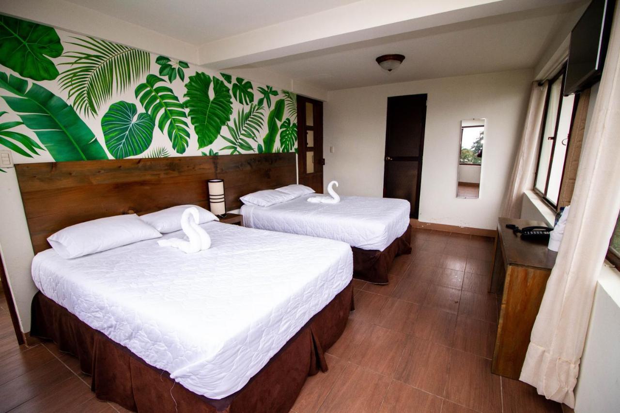 Hotel Ariana San Pedro La Laguna Esterno foto